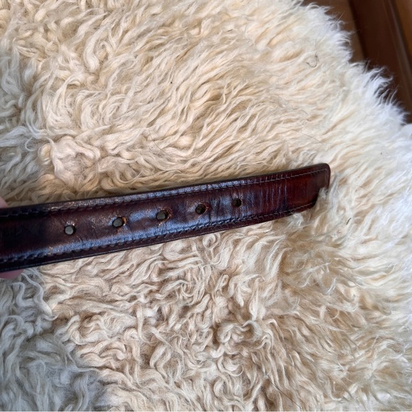 TRAFALGAR Vintage Womens Belt. Brown leather w/Brass Bugle Buckle. Size 30 main image 5
